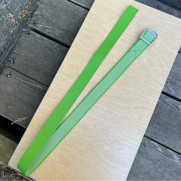 Chaco Unisex Webbing Belt In Green & White - Picture 9 of 12